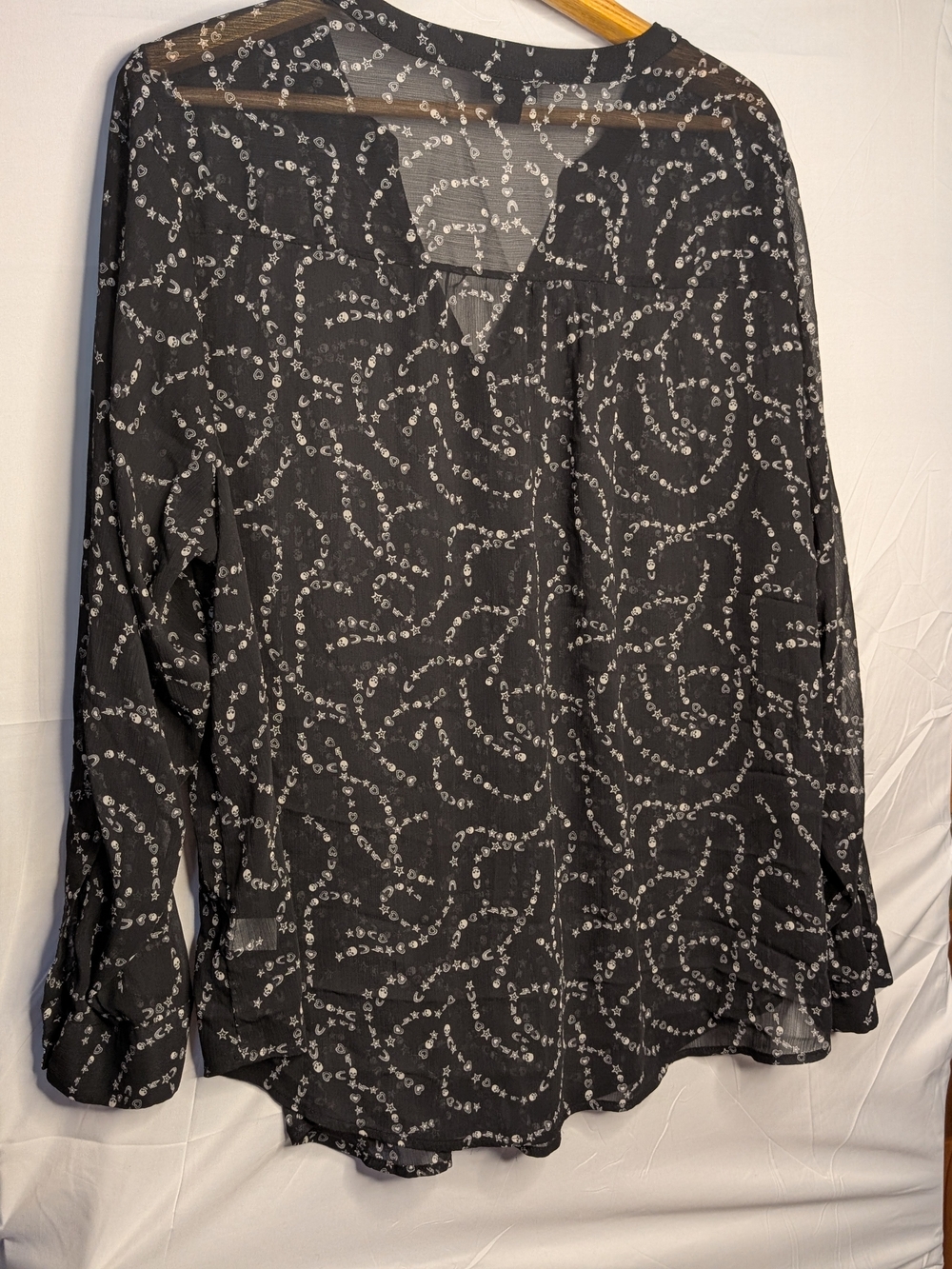Torrid Harper Black Celestial Skull Moon Star Blouse Size 3 3X 22/24